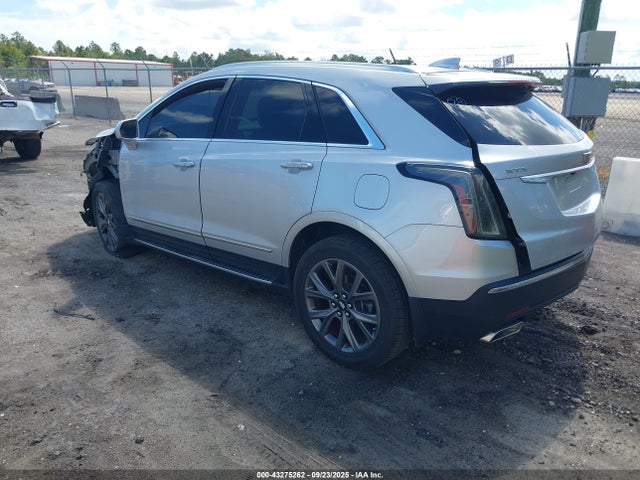 2019 CADILLAC XT5 1GYKNCRS8KZ276516 Photo 2