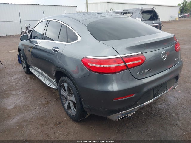 2017 MERCEDES-BENZ GLC 300 COUPE WDC0J4KB2HF196223 Photo 2