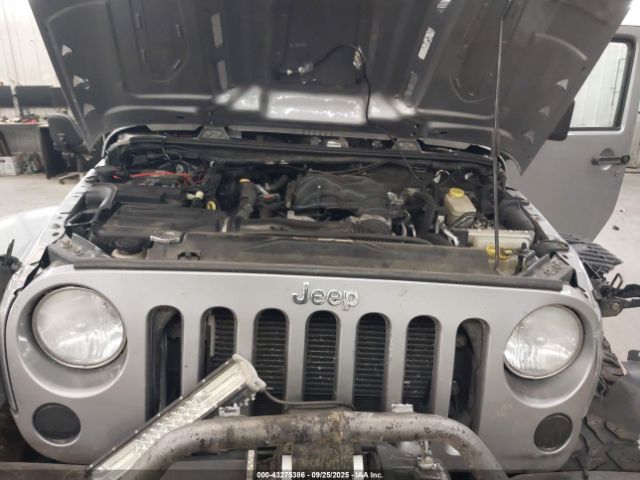 2013 JEEP WRANGLER UNLIMITED 1C4BJWEG8DL608710 Photo 9