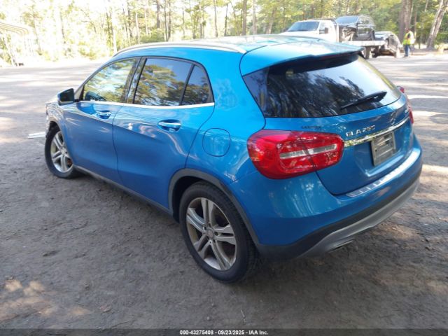 2015 MERCEDES-BENZ GLA 250 WDCTG4GB4FJ185514 Photo 2
