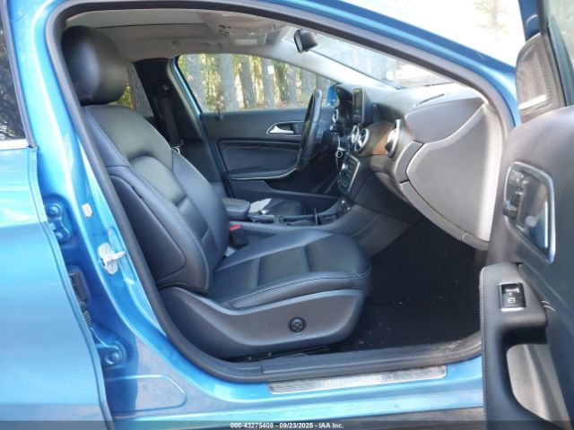 2015 MERCEDES-BENZ GLA 250 WDCTG4GB4FJ185514 Photo 4