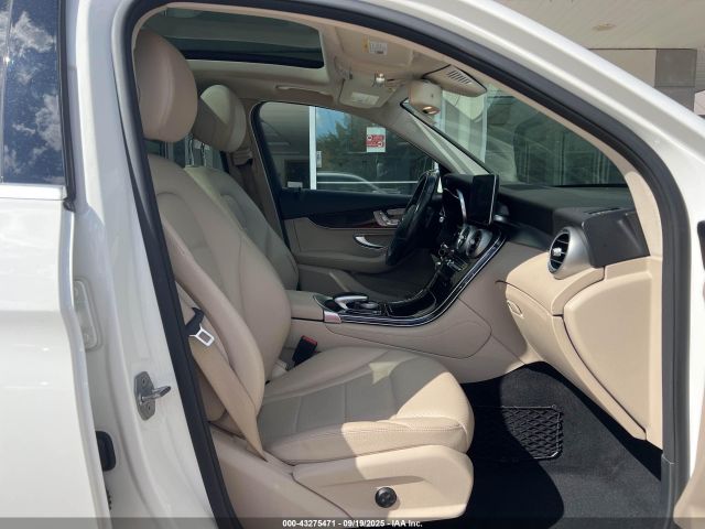 2017 MERCEDES-BENZ GLC 300 WDC0G4KB6HF142485 Photo 4