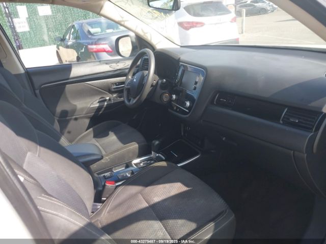 2020 MITSUBISHI OUTLANDER JA4AD2A3XLZ006038 Photo 4