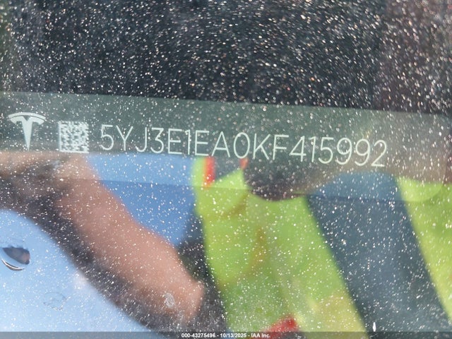 2019 TESLA MODEL 3 5YJ3E1EA0KF415992 Photo 8