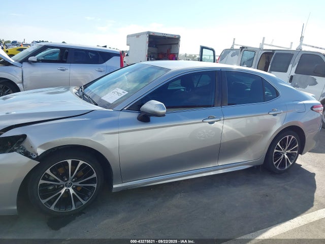 Продаж на аукціоні авто 2019 Toyota Camry Se, vin: 4T1B11HK5KU775709, номер лоту: 43275521