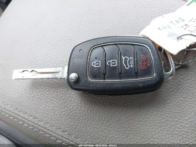 2018 HYUNDAI TUCSON KM8J2CA48JU818227 Photo 10