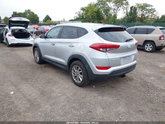 2018 HYUNDAI TUCSON KM8J2CA48JU818227 Photo 2