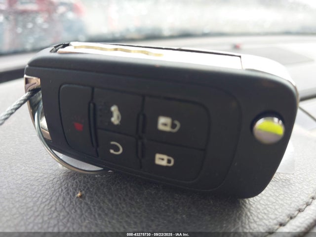 1G4GB5G30FF274371 Buick lfx