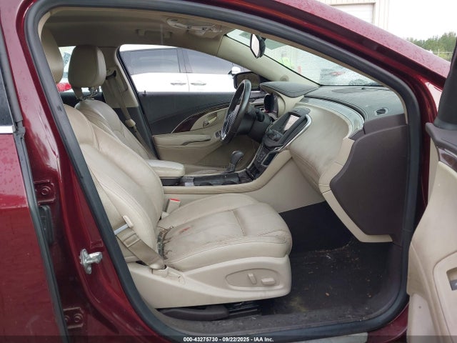 1G4GB5G30FF274371 Buick lfx