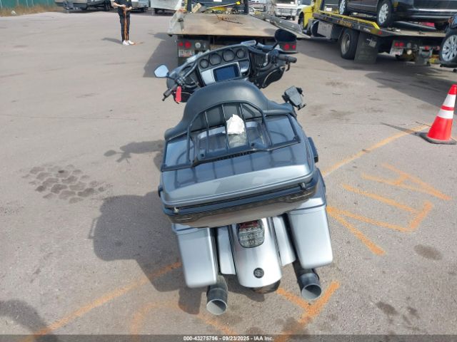 2019 HARLEY-DAVIDSON FLHTKSE 1HD1TEH12KB958603 Photo 5