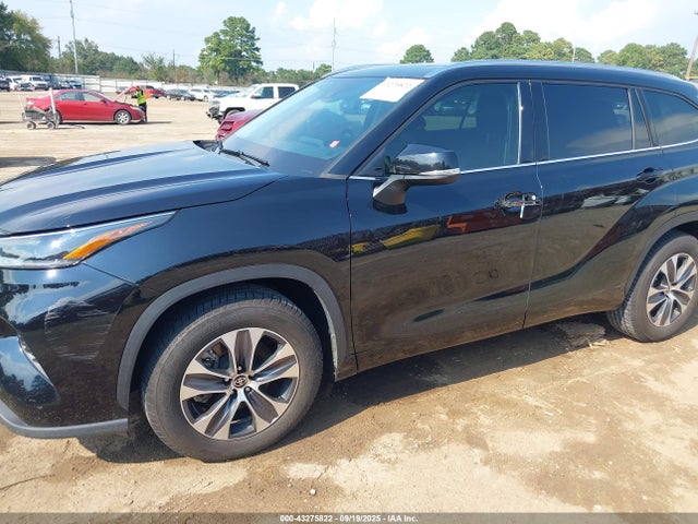 5TDGZRAH4MS051596 Toyota Highlander Xle