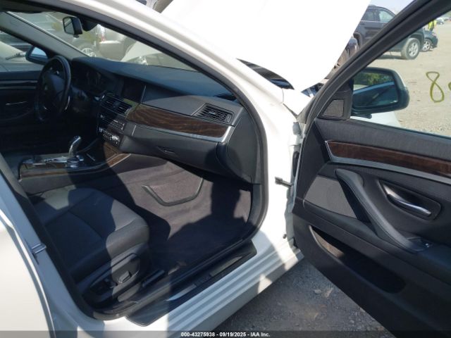 2016 BMW 528I WBA5A7C54GG150596 Photo 4