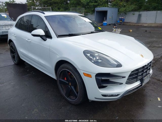 2017 PORSCHE MACAN WP1AF2A50HLB61143 Photo 0