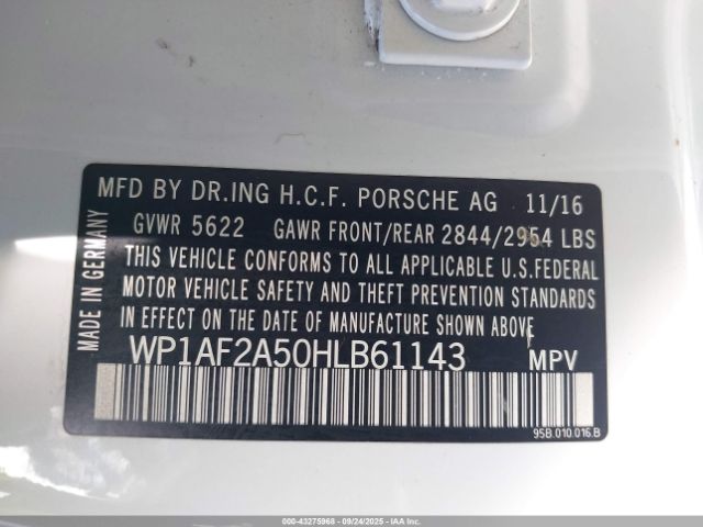 2017 PORSCHE MACAN WP1AF2A50HLB61143 Photo 8