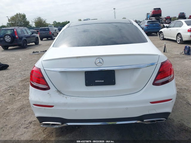 WDDZF4KB1HA111129 Mercedes-Benz m274