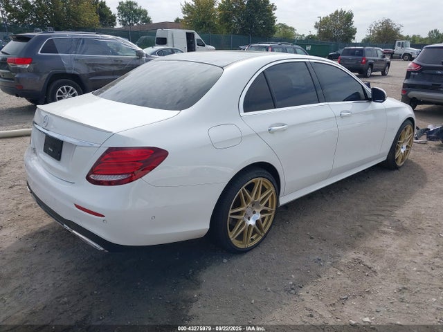 WDDZF4KB1HA111129 Mercedes-Benz m274