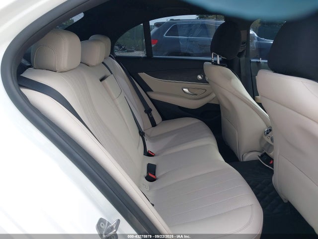 WDDZF4KB1HA111129 Mercedes-Benz m274
