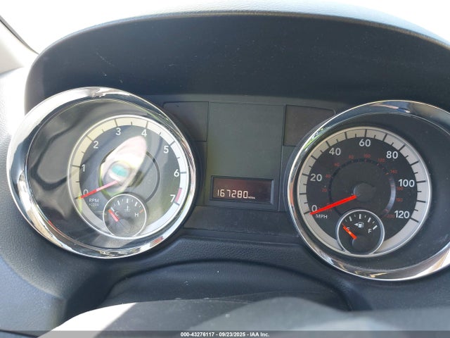 2C4RDGBG5ER354463 Dodge Grand Caravan