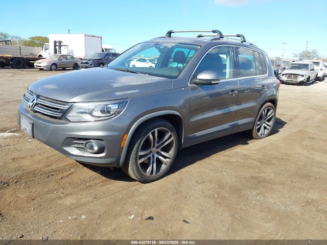 WVGVV7AX9HK038527 Volkswagen Tiguan 2.0t Sel
