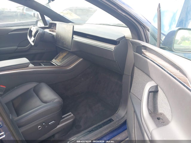 2023 TESLA MODEL X 7SAXCAE51PF419506 Photo 4