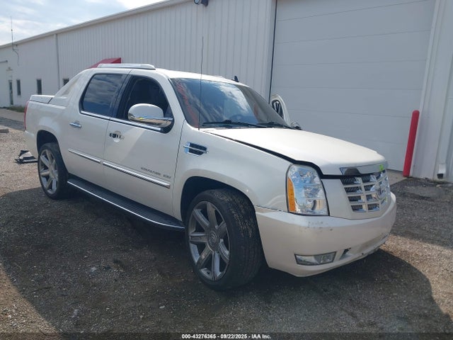 2010 CADILLAC ESCALADE EXT 3GYVKMEF5AG178028