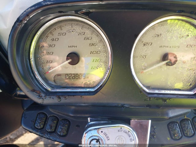 2017 HARLEY-DAVIDSON FLTRX 1HD1KHC17HB683377 Photo 6