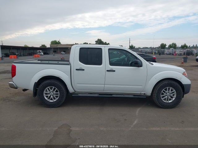 Nissan 2015 2015 1N6AD0ER4FN751322 Image 13
