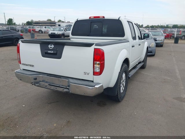 Nissan 2015 2015 1N6AD0ER4FN751322 Image 4