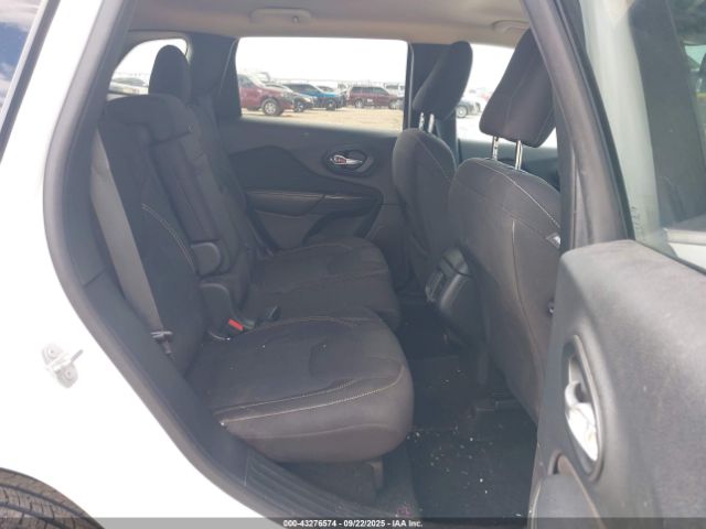 2016 JEEP CHEROKEE 1C4PJMCB1GW156720 Photo 7