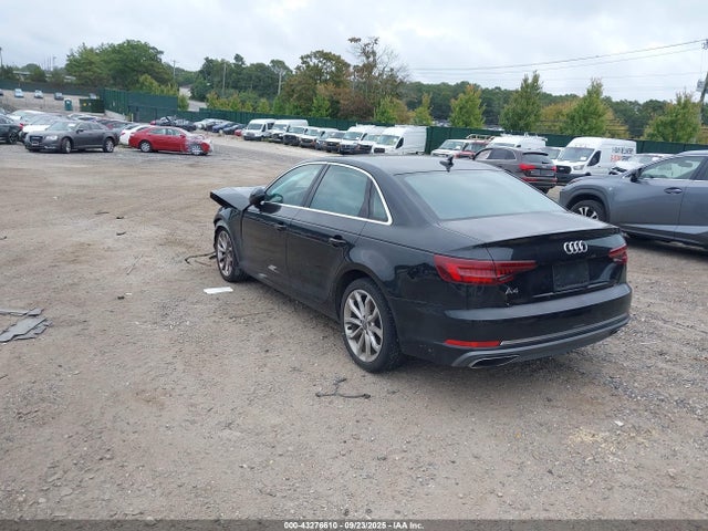 2019 AUDI A4 WAUGMAF4XKN004708 Photo 2