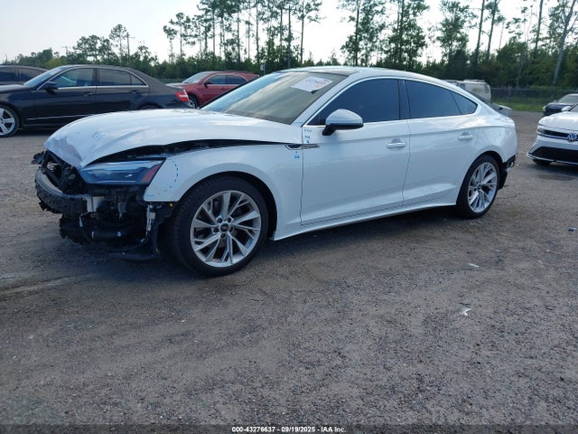 2022 AUDI A5 SPORTBACK WAUABCF57NA029755 Photo 1
