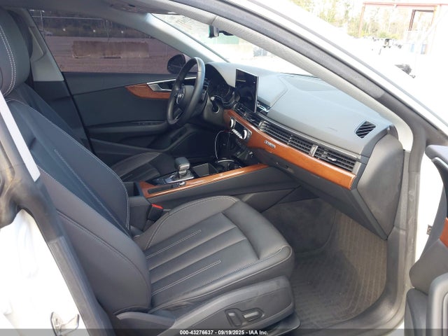 2022 AUDI A5 SPORTBACK WAUABCF57NA029755 Photo 4