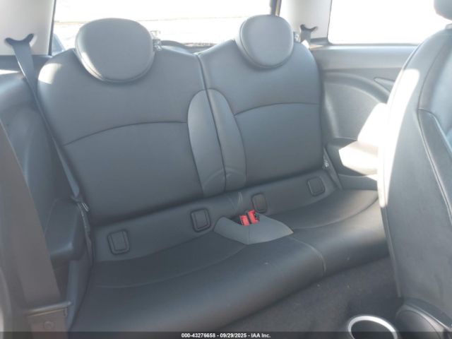2009 MINI COOPER S WMWMF73559TV39707 Photo 7