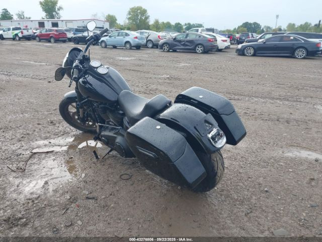 2021 HARLEY-DAVIDSON FXLRS 1HD1YWK11MB063669 Photo 3