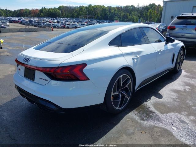 2023 AUDI RS E-TRON GT WAUBHBFW0P7901523 Photo 3