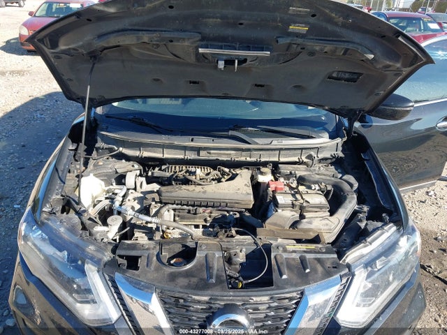 5N1AT2MV4HC825610 Nissan 2017