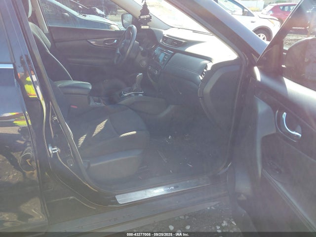 5N1AT2MV4HC825610 Nissan 2017