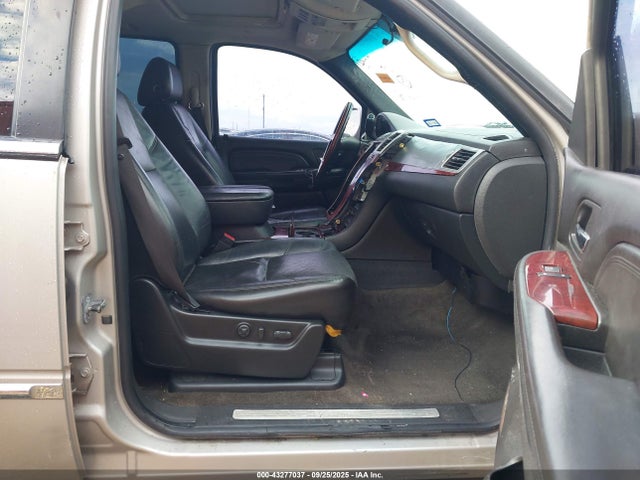 2007 CADILLAC ESCALADE 1GYFK63877R272764 Photo 4
