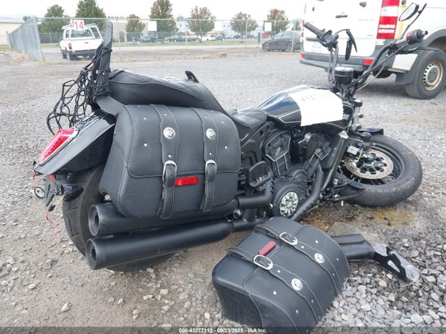 INDIAN MOTORCYCLE CO. 2021 2021 56KMSB112M3173922 Image 4