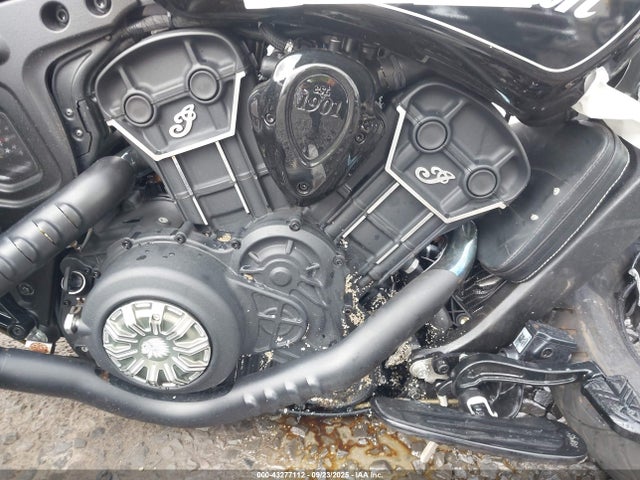 INDIAN MOTORCYCLE CO. 2021 2021 56KMSB112M3173922 Image 8