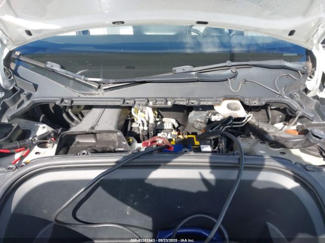 2021 TESLA MODEL Y 5YJYGDEE4MF252819 Photo 9