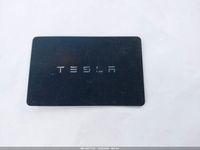 2021 TESLA MODEL Y 5YJYGDEE4MF252819 Photo 10