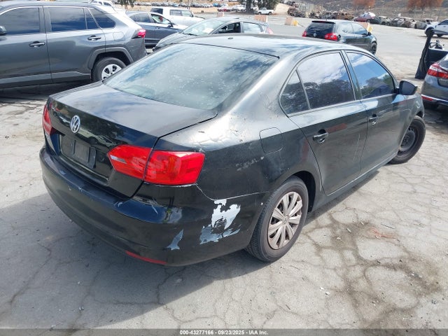 Volkswagen 2014 2014 3VW2K7AJ5EM390839 Image 4