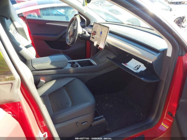 2023 TESLA MODEL Y 7SAYGDEE5PA186110 Photo 4