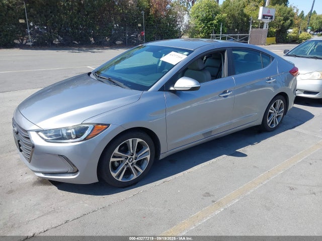 5NPD84LF8HH084486 Hyundai Elantra