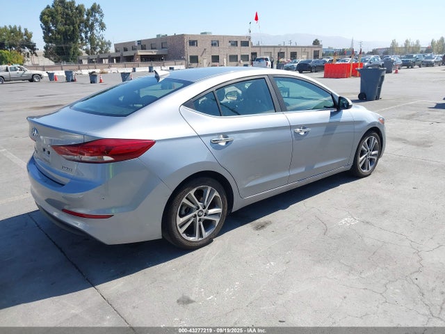 5NPD84LF8HH084486 Hyundai Elantra