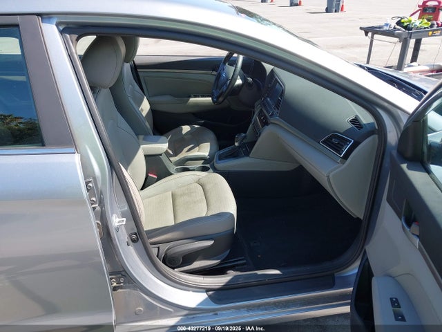 5NPD84LF8HH084486 Hyundai Elantra