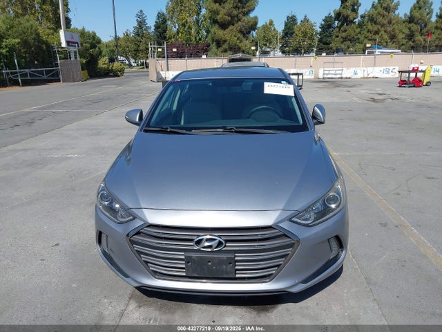 5NPD84LF8HH084486 Hyundai Elantra