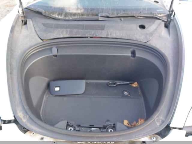 2019 TESLA MODEL 3 5YJ3E1EA3KF417932 Photo 9