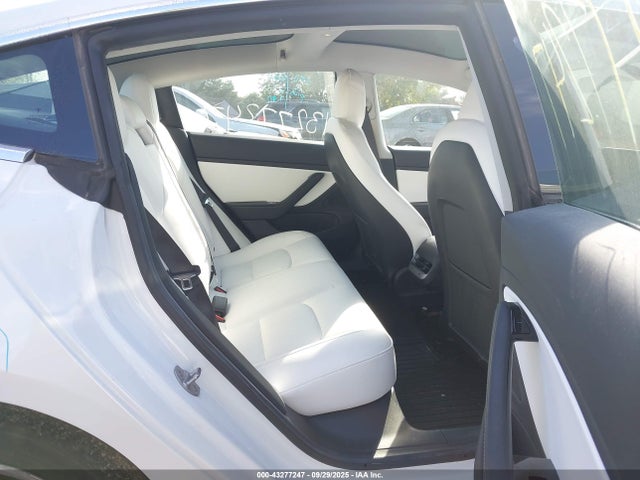 2019 TESLA MODEL 3 5YJ3E1EA3KF417932 Photo 7